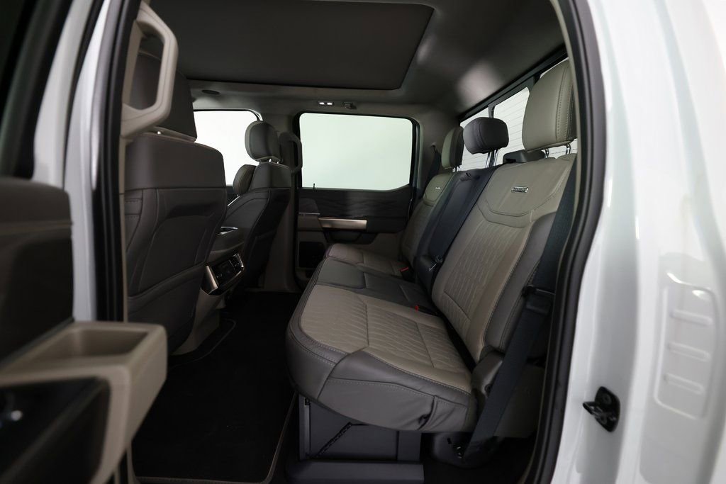 Used 2025 Ford F450 Platinum w/ Platinum Plus Package image 13