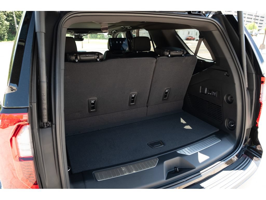 New 2026 GMC Yukon Denali w/ Denali Reserve Package AWD/4WD image 35