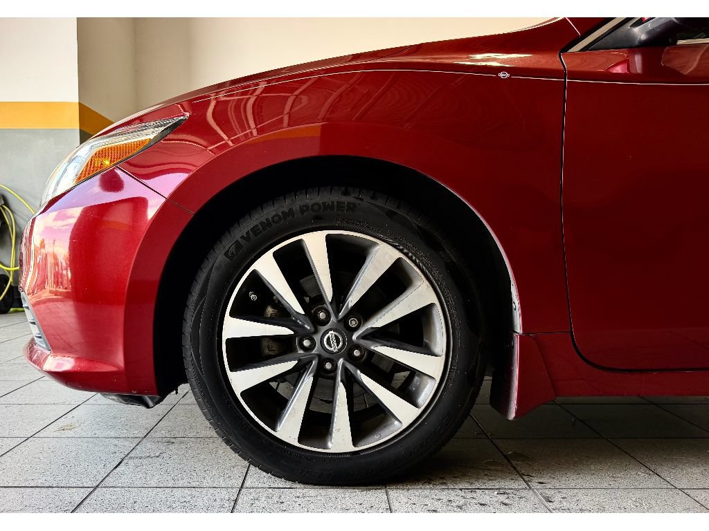 Used 2016 Nissan Altima 2.5 SL w/ 2.5 Technology Package FWD image 13