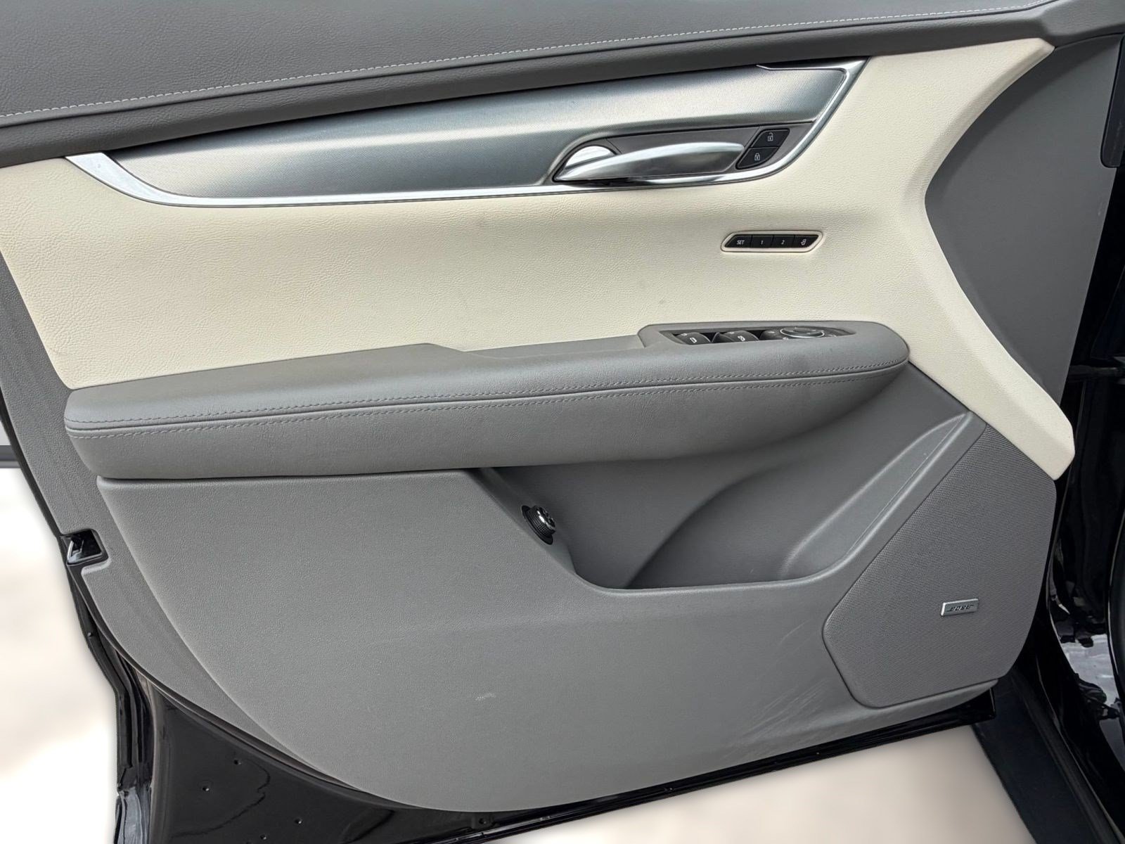 Used 2022 Cadillac XT5 Premium Luxury FWD image 22