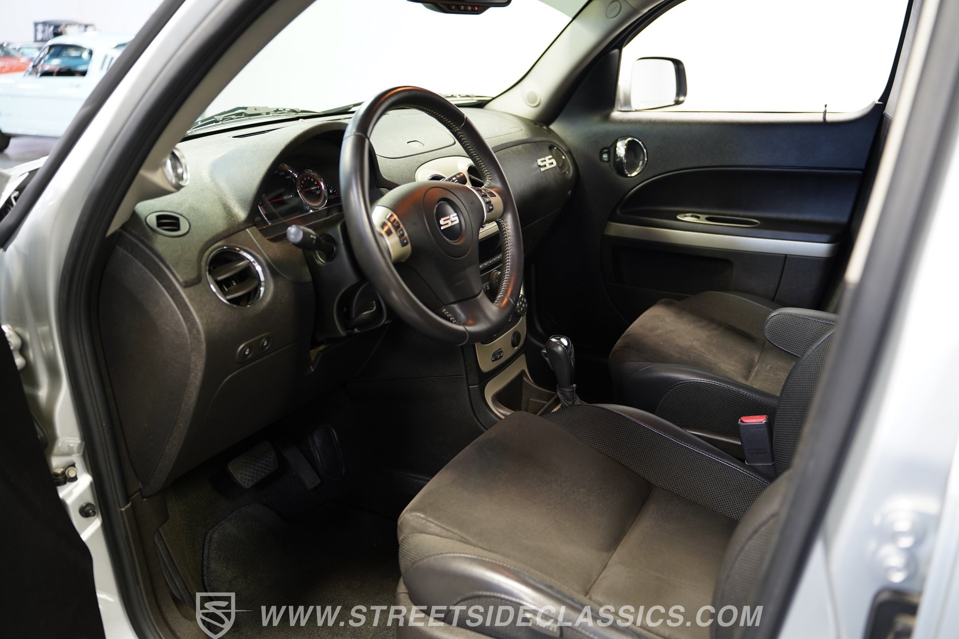 Used 2009 Chevrolet HHR SS FWD image 4