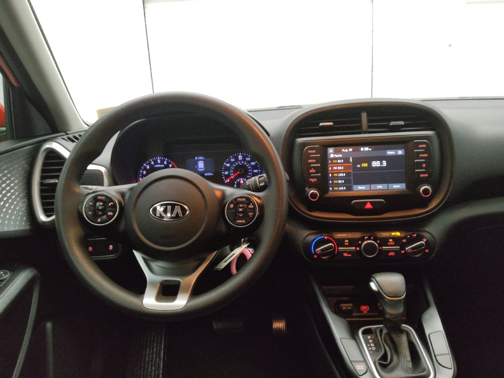 Used 2020 Kia Soul LX FWD image 22