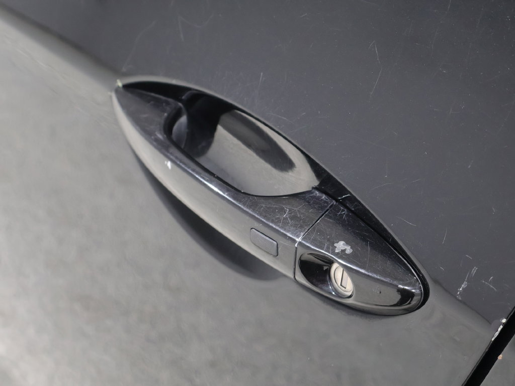 Used 2014 Hyundai Veloster Turbo FWD image 20