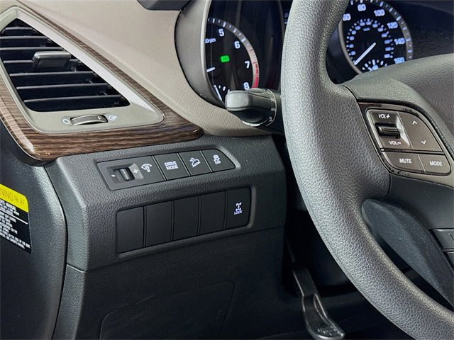 Used 2017 Hyundai Santa Fe Sport w/ Cargo Package image 19