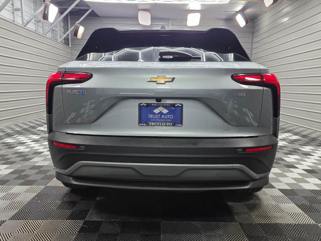 Used 2024 Chevrolet Blazer EV LT AWD/4WD image 6