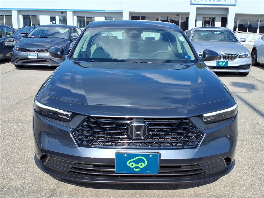 Used 2024 Honda Accord EX image 9