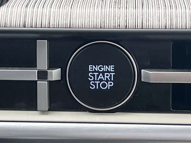 Used 2025 Hyundai Santa Fe Calligraphy image 12