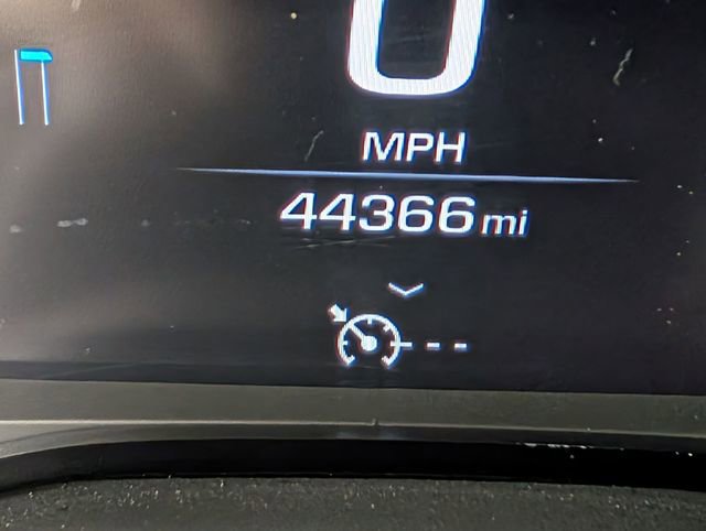 Used 2018 Chevrolet Camaro SS RWD image 17