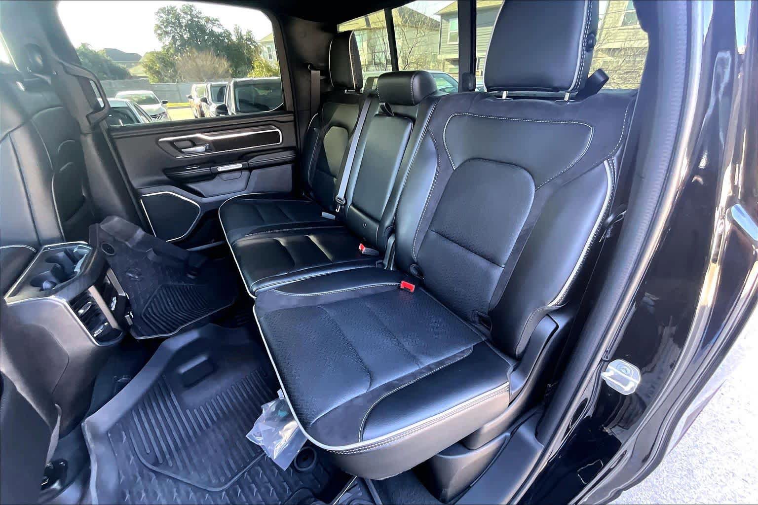 Used 2023 RAM 1500 Laramie image 19