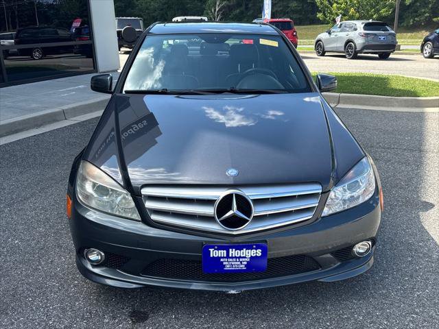Used 2010 Mercedes-Benz C 300 4MATIC Sedan image 2