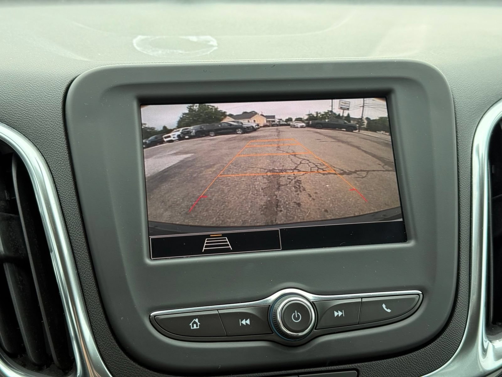 Used 2022 Chevrolet Equinox LS AWD/4WD image 25