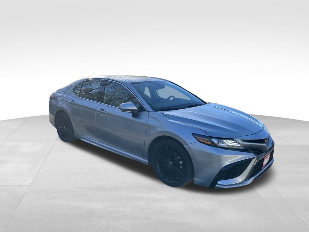 Used 2024 Toyota Camry XSE image 7