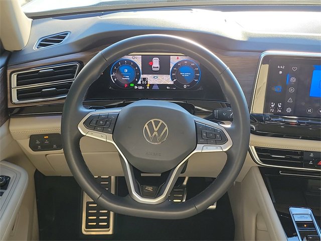 Used 2024 Volkswagen Atlas SEL Premium R-Line image 9