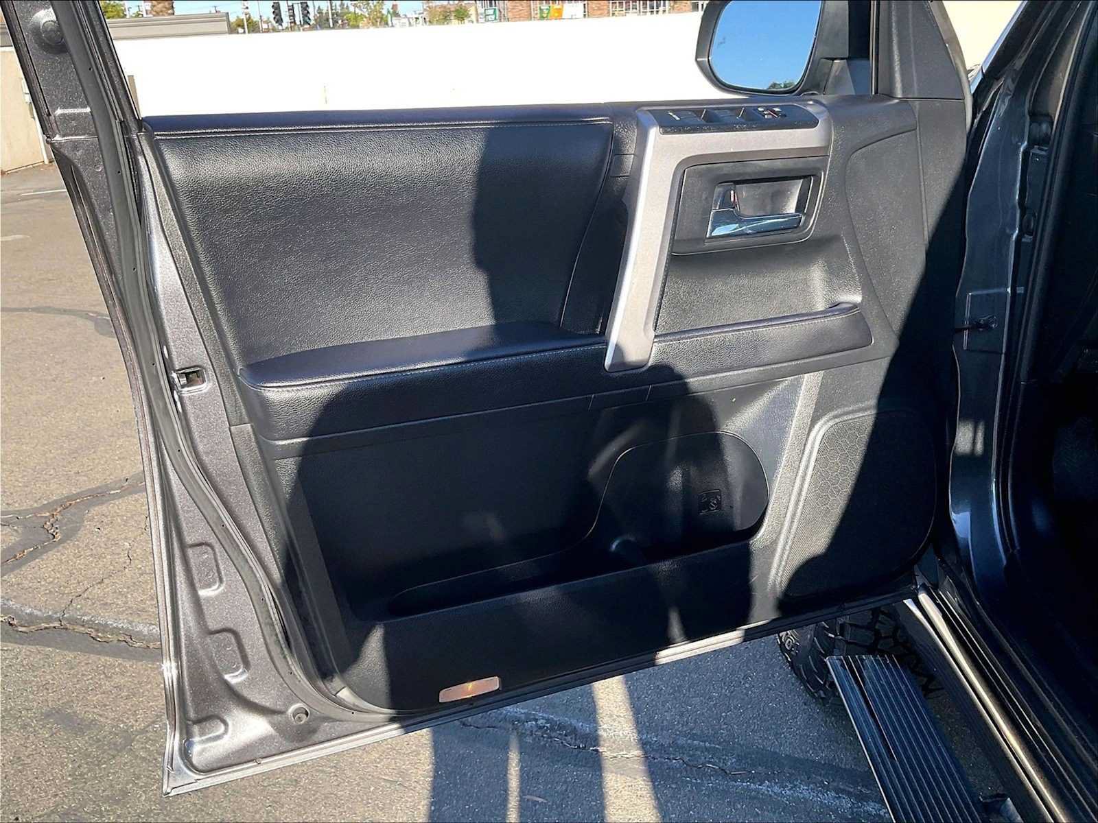 Used 2022 Toyota 4Runner TRD Sport w/ Technology Package AWD/4WD image 24