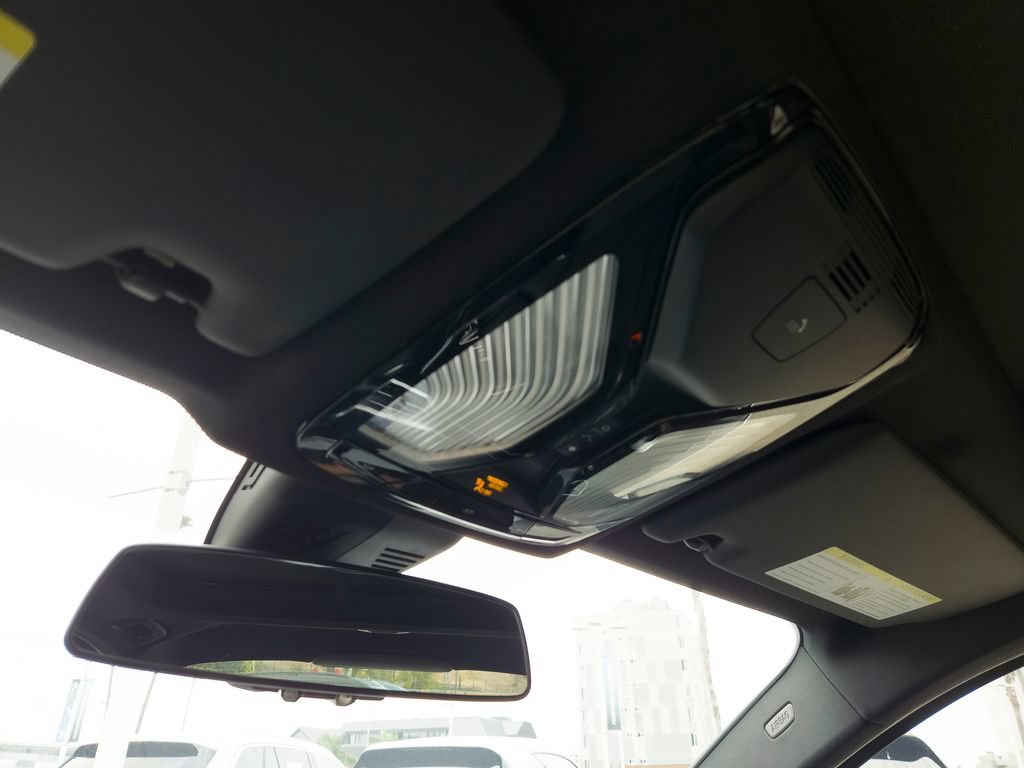 Used 2019 BMW 330i Sedan RWD image 13