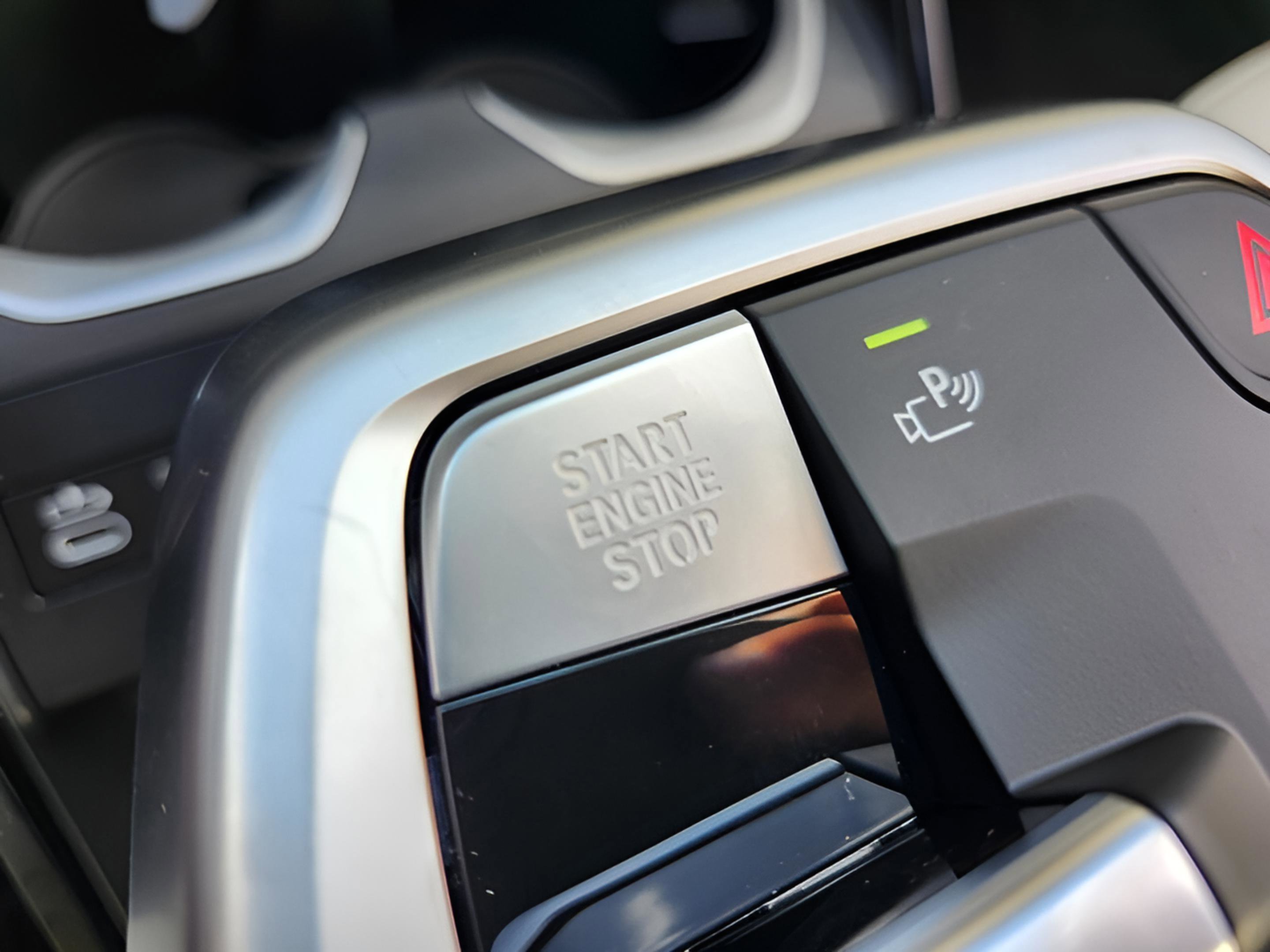 New 2026 BMW X1 xDrive28i w/ Technology Package AWD/4WD image 37