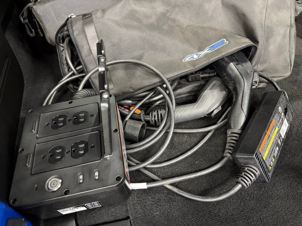 Used 2024 Jeep Wrangler Unlimited image 13