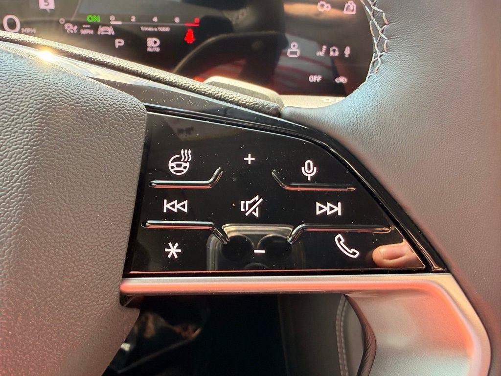 Certified 2025 Audi Q5 Premium w/ Convenience Package AWD/4WD image 30