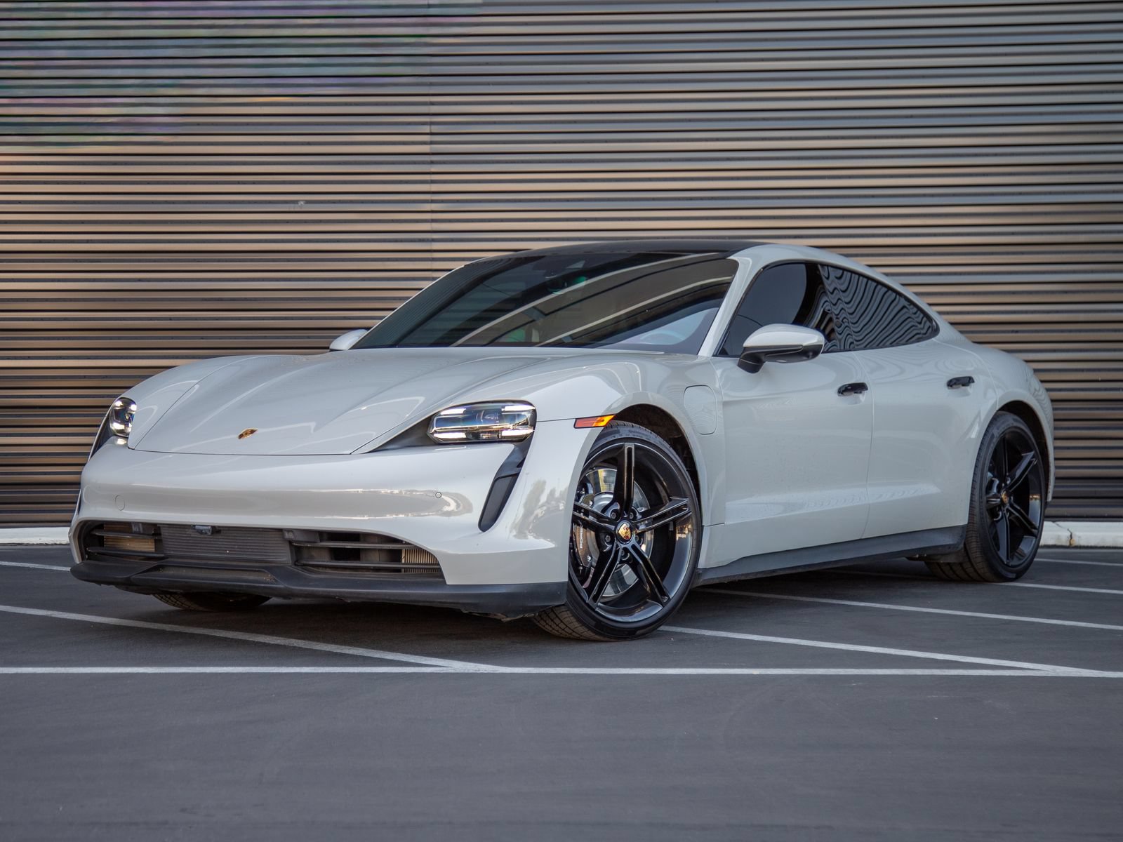Certified 2022 Porsche Taycan 4S AWD/4WD video 1