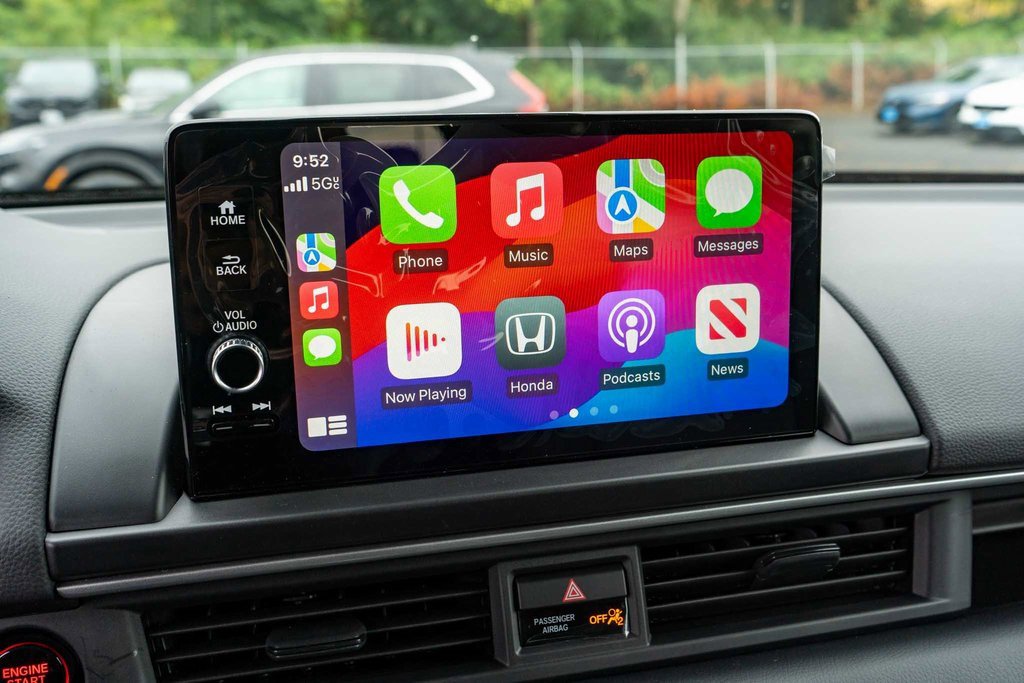 New 2025 Honda Pilot Touring image 33