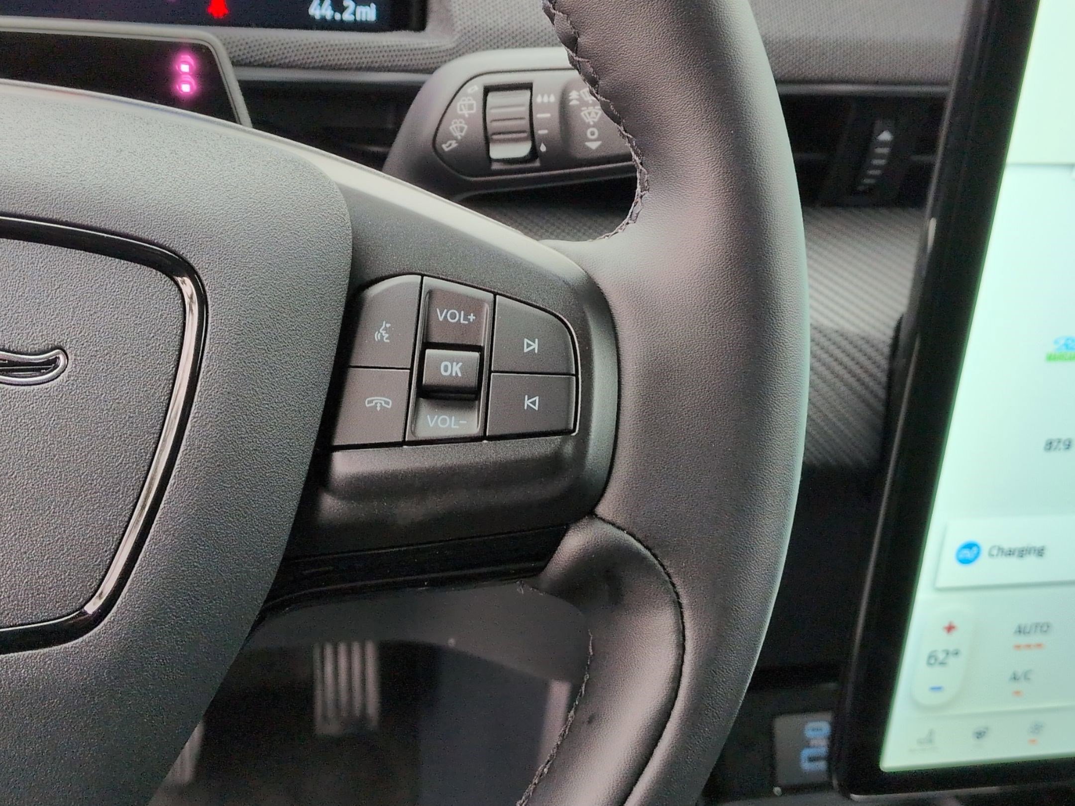 Used 2024 Ford Mustang Mach-E Select w/ Comfort Package Lite image 20