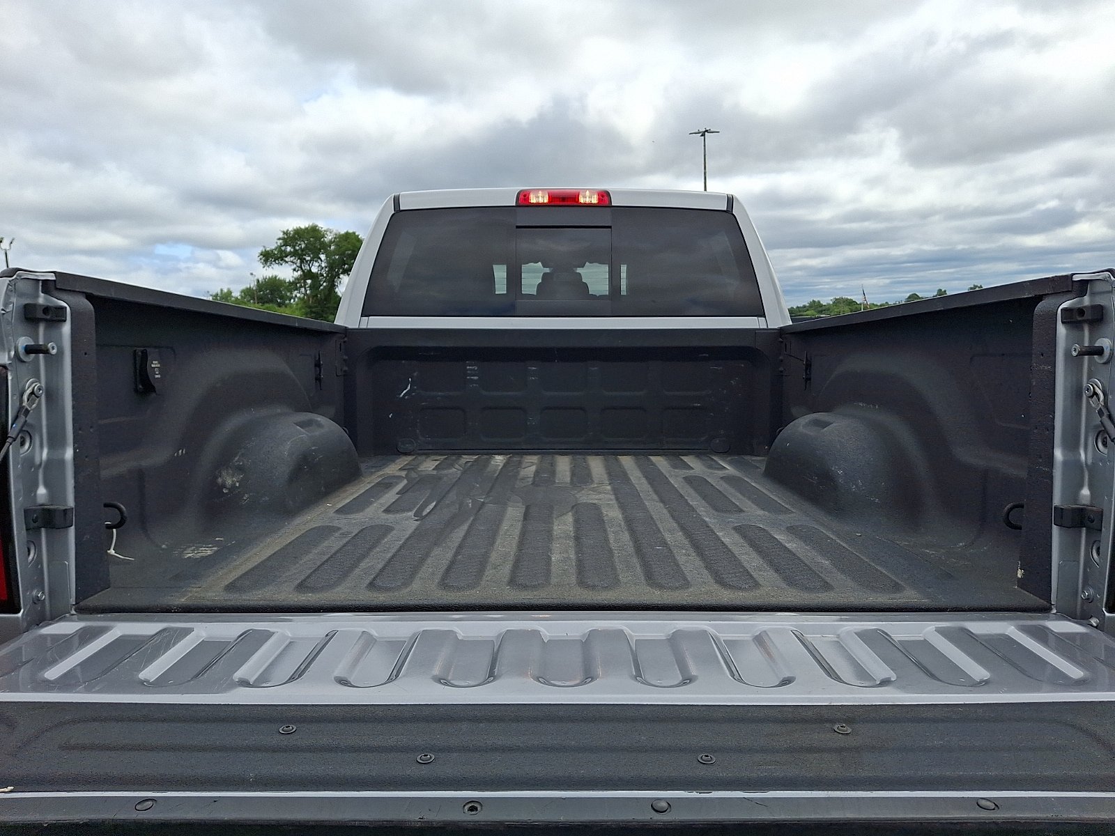 Certified 2024 RAM 2500 Laramie w/ Night Edition AWD/4WD image 31