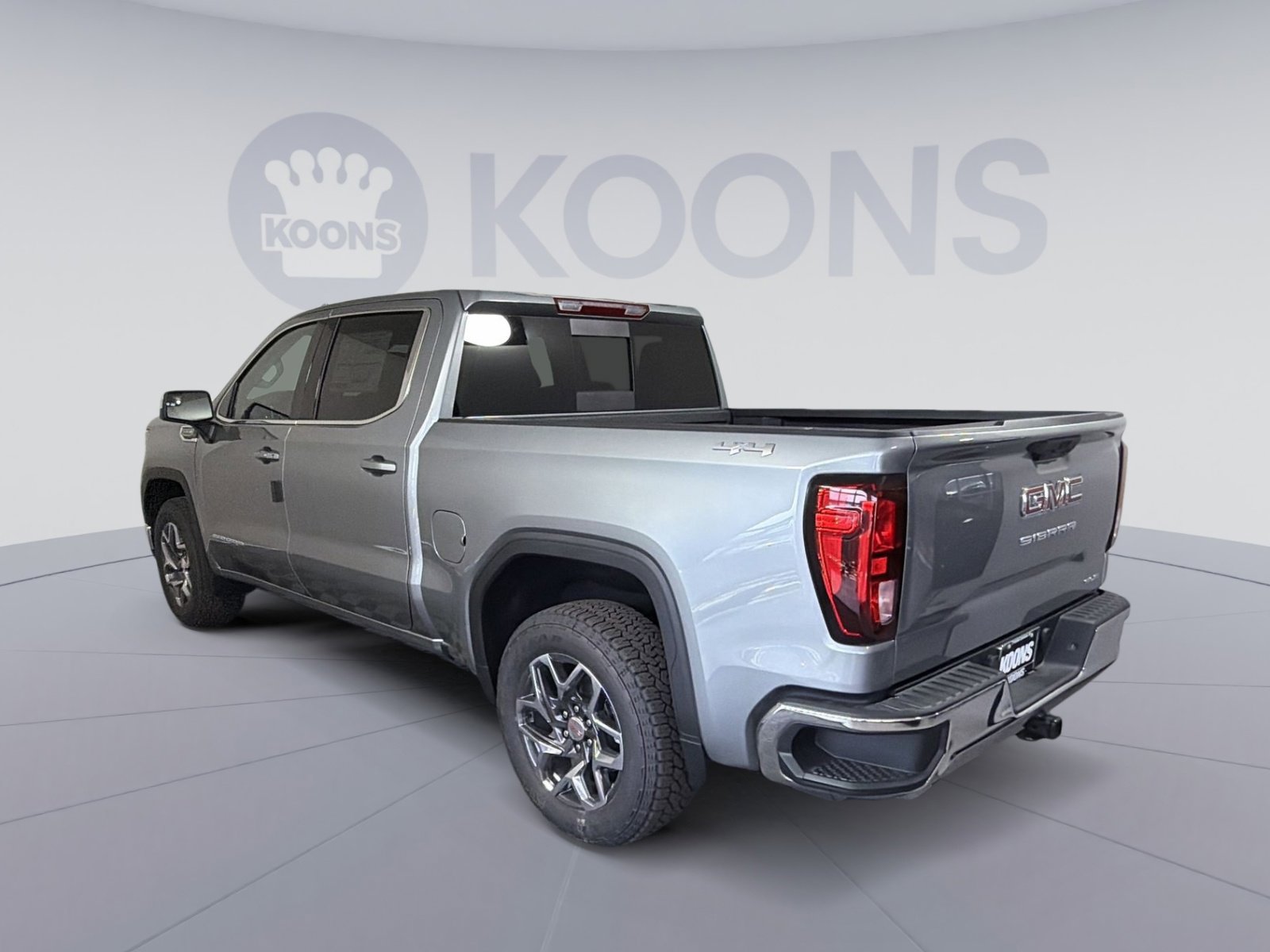 New 2026 GMC Sierra 1500 SLE w/ Preferred Package image 4