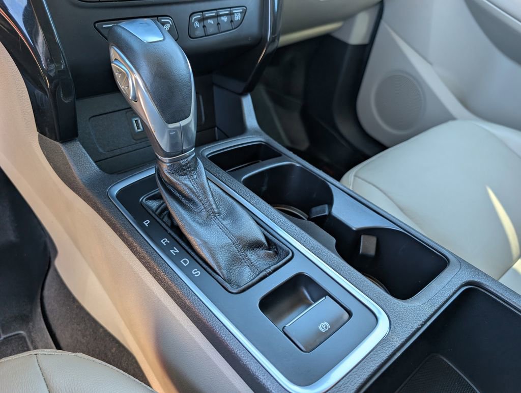 Used 2019 Ford Escape Titanium image 29