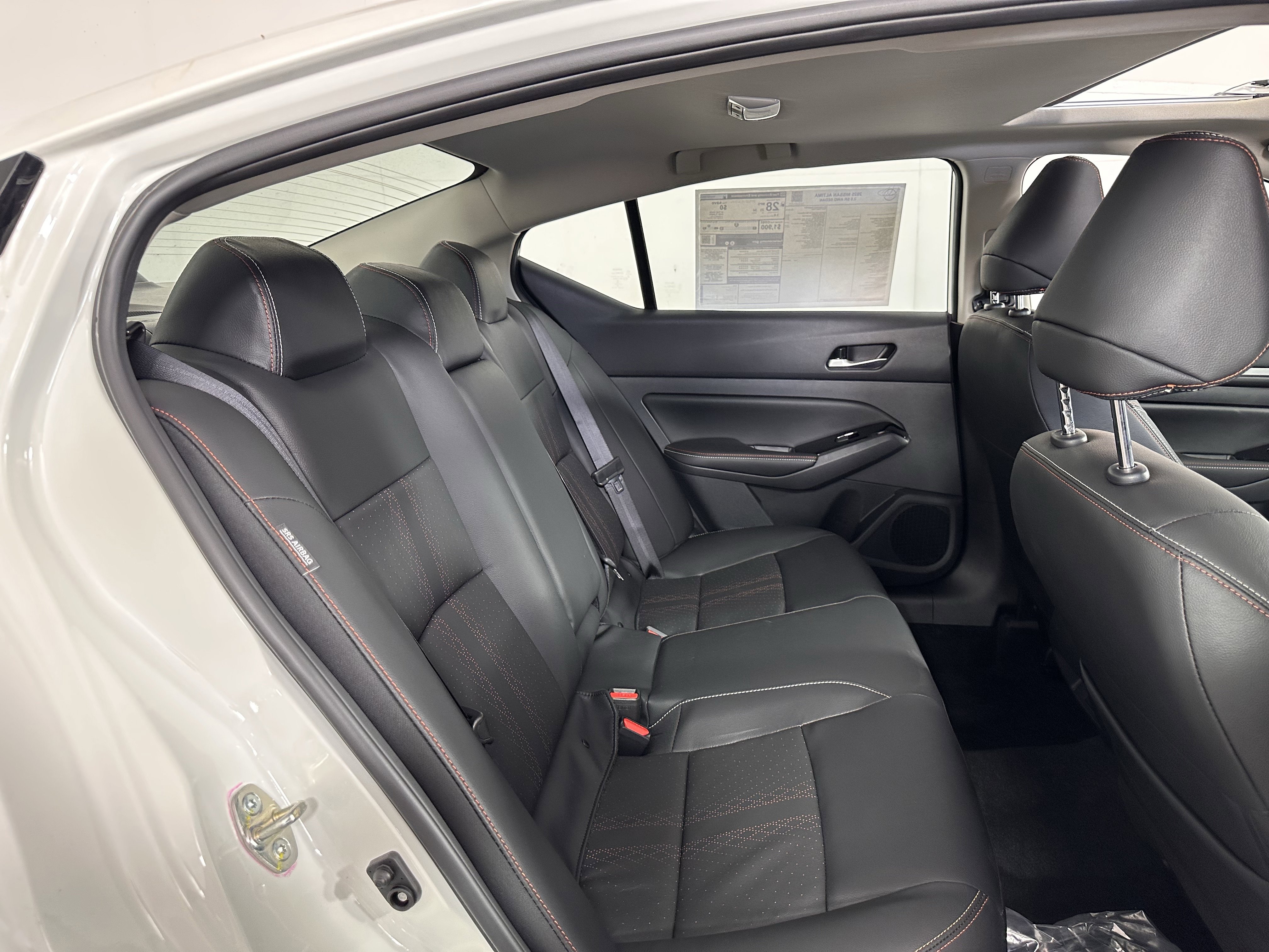 New 2025 Nissan Altima 2.5 SR w/ SR Premium Package image 5