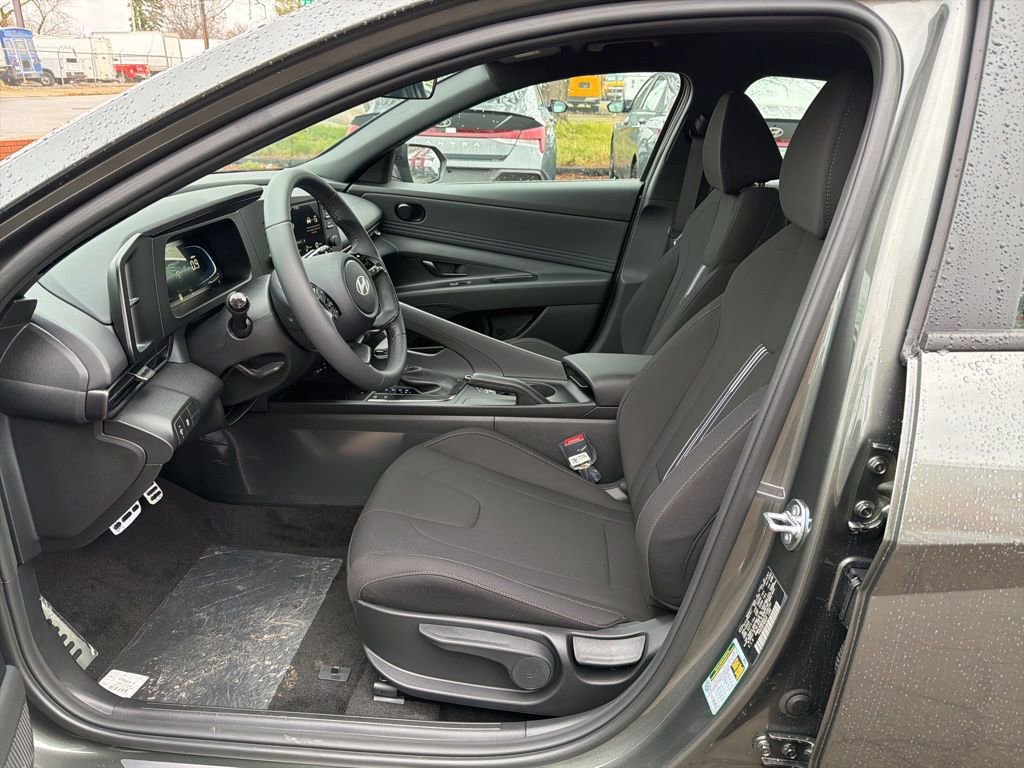New 2026 Hyundai Elantra Sport image 12