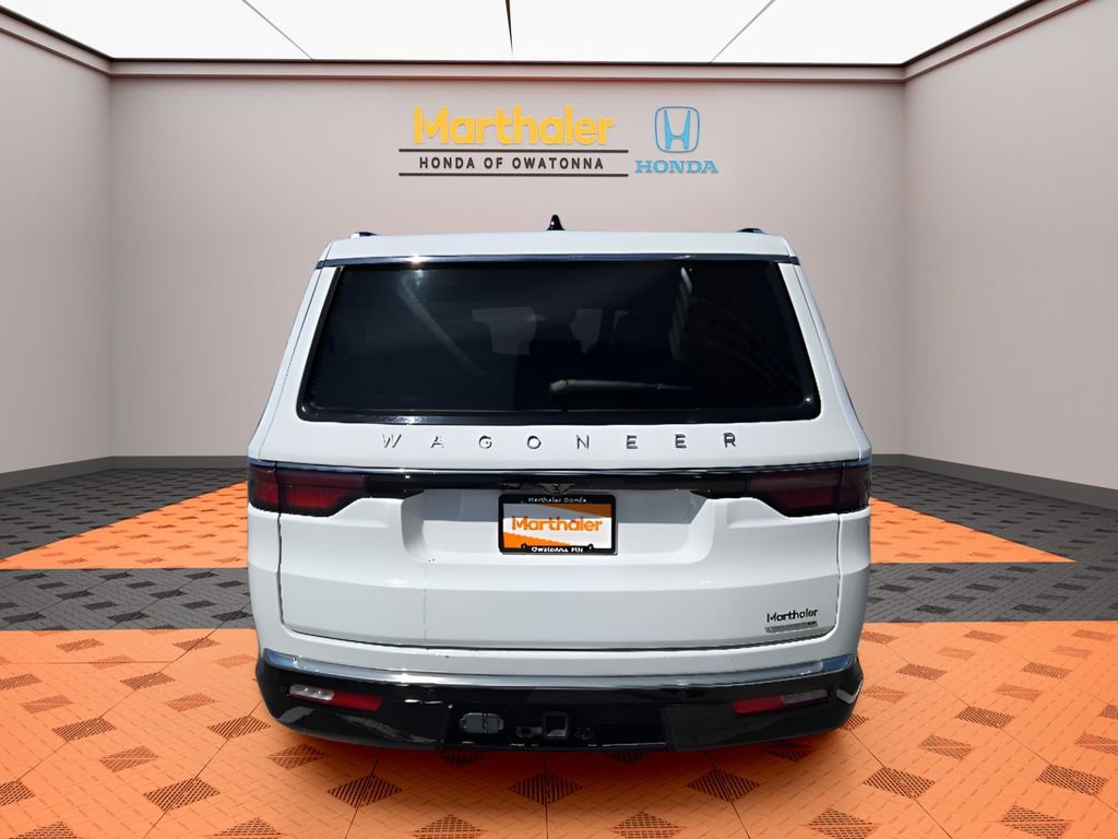 Used 2024 Jeep Wagoneer Series II w/ Flexible Seating Group AWD/4WD image 4