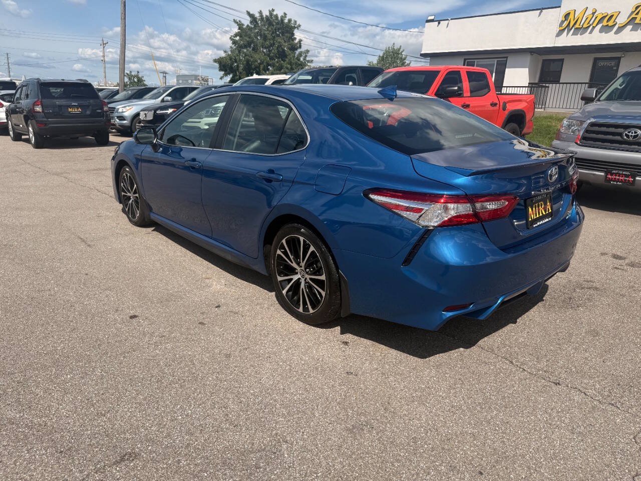 Used 2020 Toyota Camry SE w/ Audio Package AWD/4WD image 8