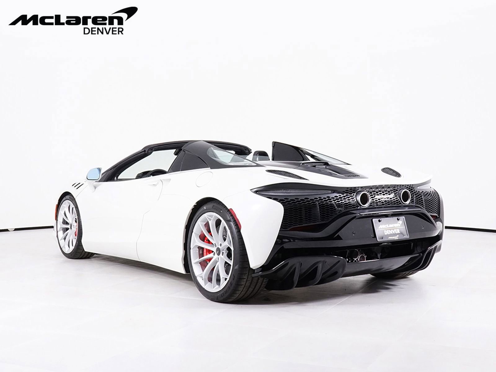 New 2026 McLaren Artura Spider image 3
