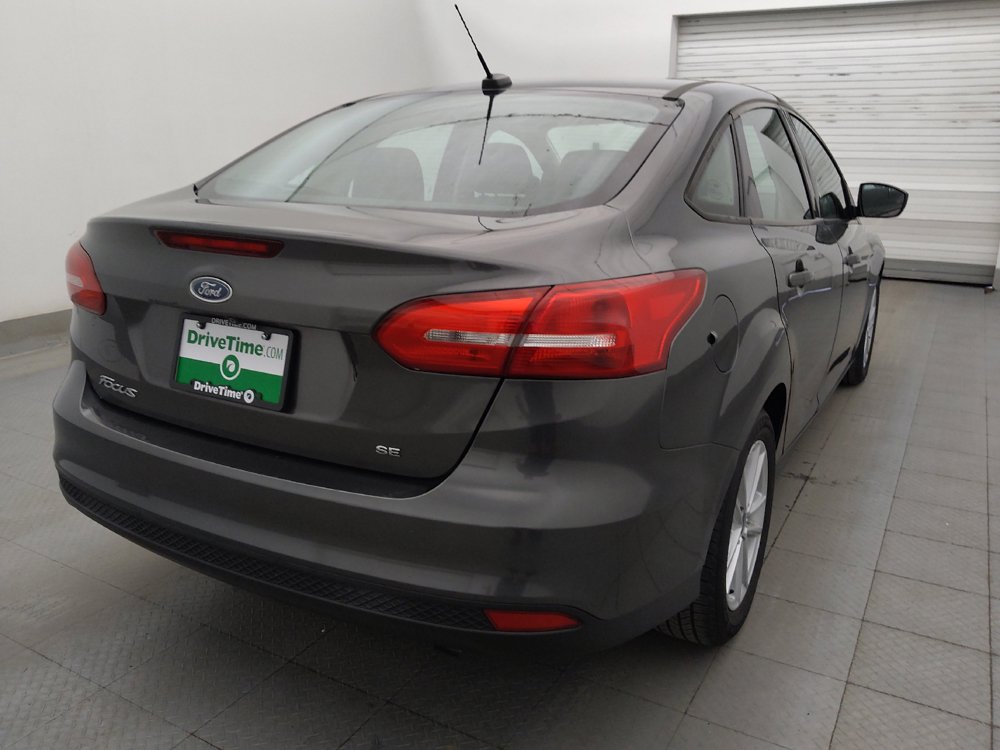Used 2018 Ford Focus SE FWD image 9