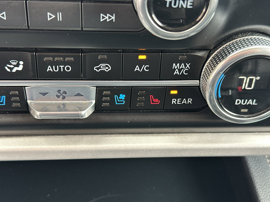 Used 2024 Ford Expedition Max XLT AWD/4WD image 24