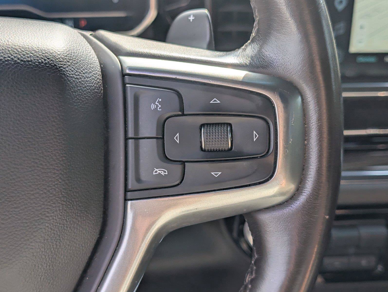 Used 2023 Chevrolet Silverado 1500 LT AWD/4WD image 29