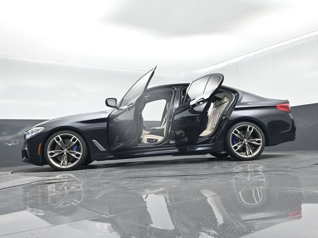 Used 2018 BMW M550i xDrive AWD/4WD image 75
