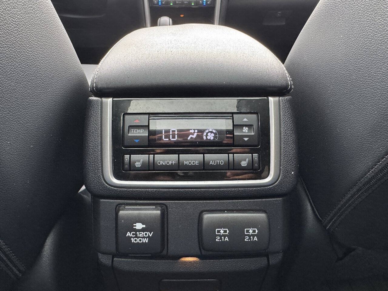 Used 2022 Subaru Ascent Touring AWD/4WD image 25