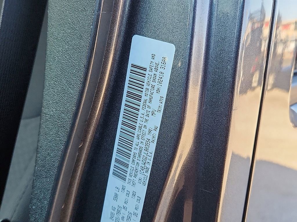 Used 2018 Jeep Wrangler Unlimited Sport w/ Connectivity Group image 14