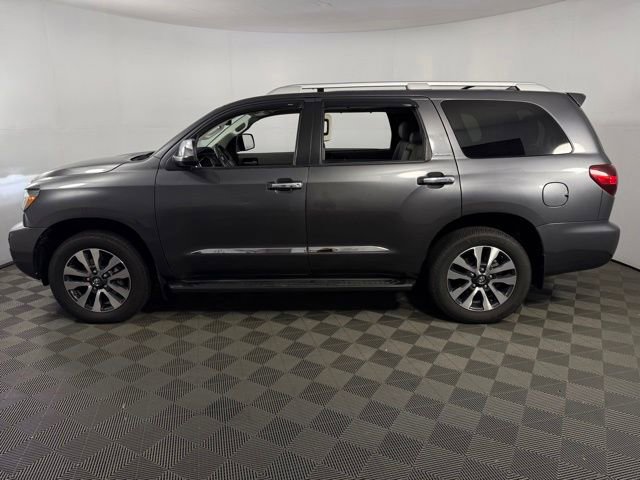 Used 2021 Toyota Sequoia Limited AWD/4WD image 32