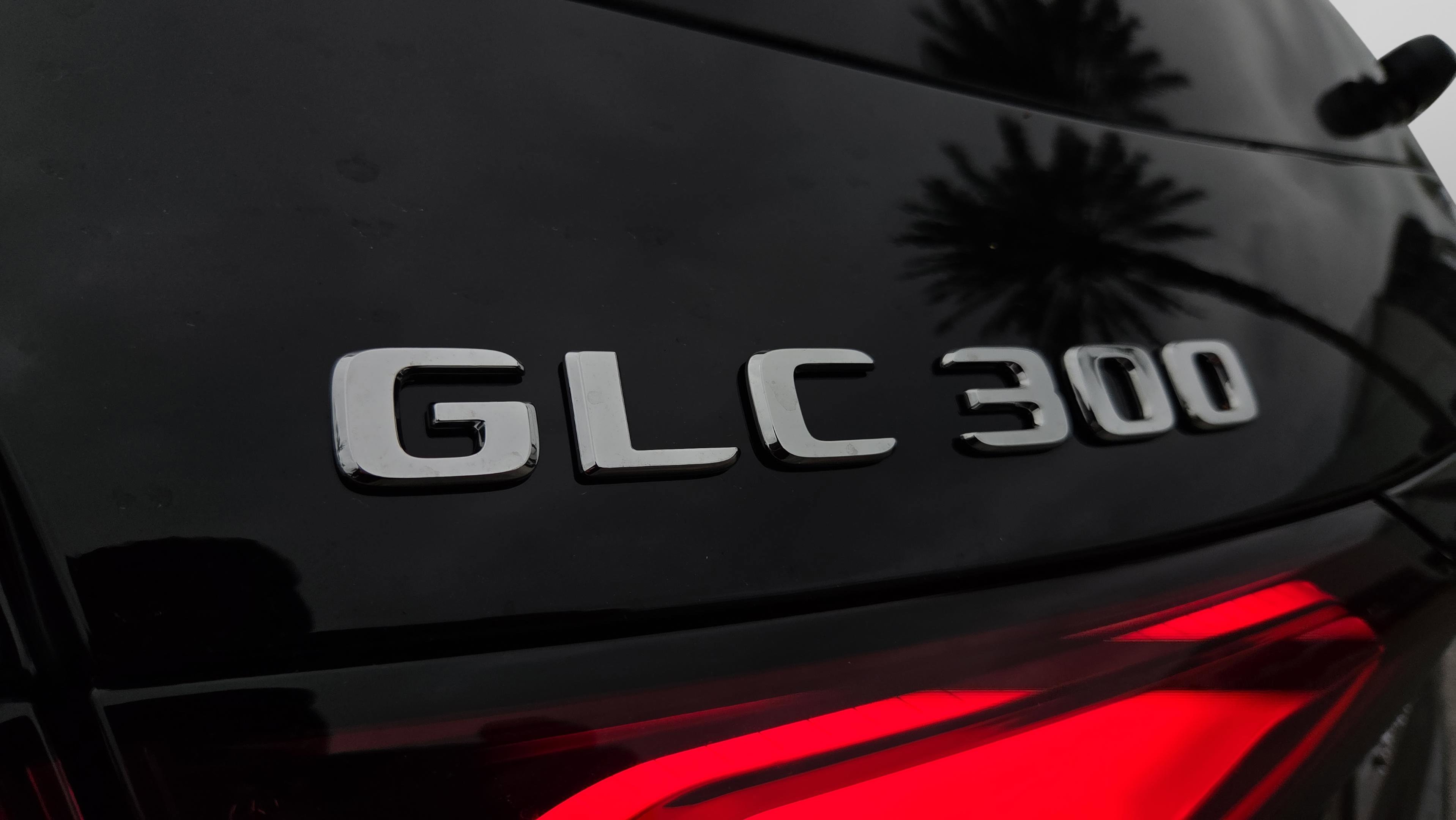 New 2026 Mercedes-Benz GLC 300 image 11