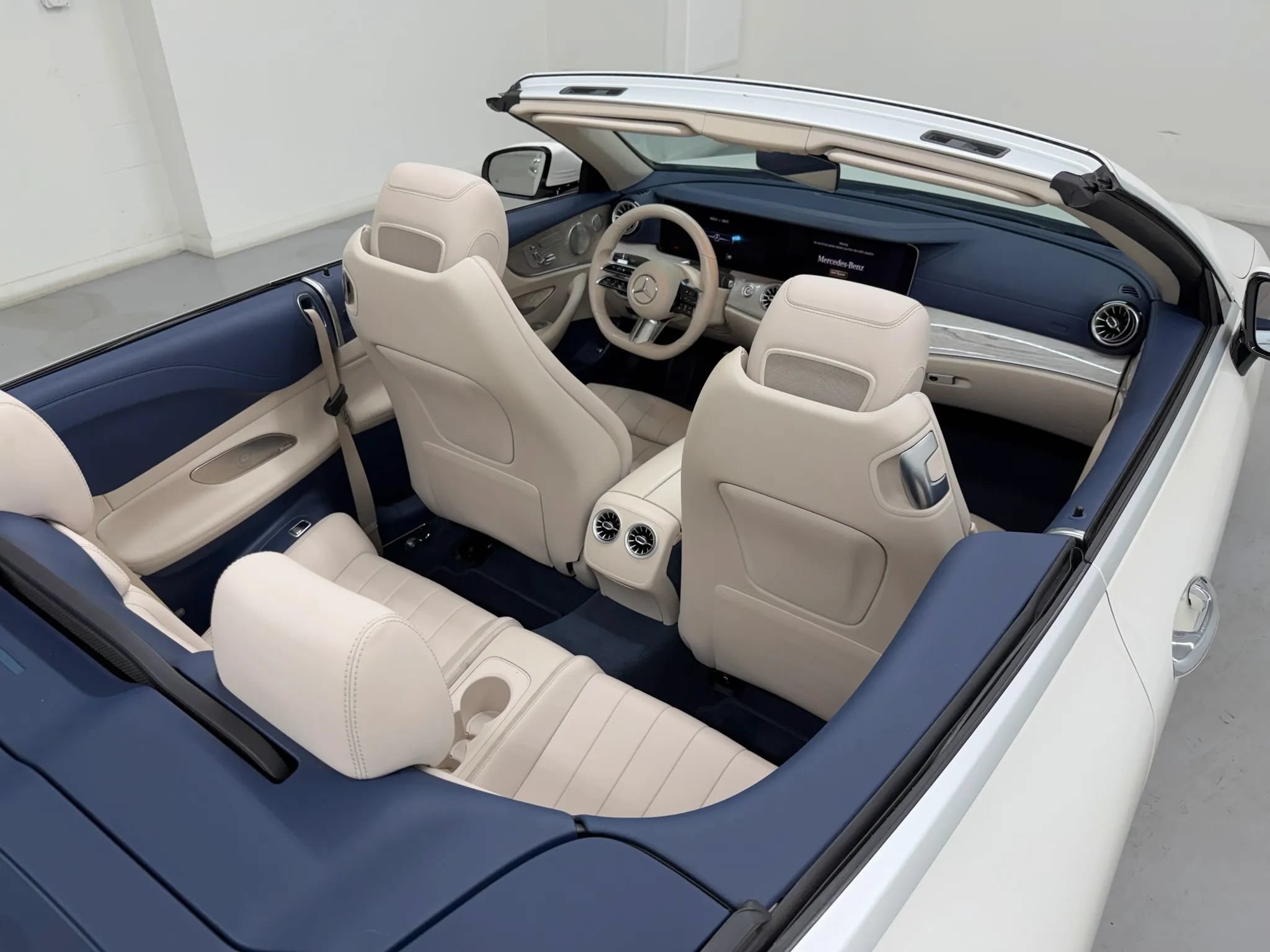 Used 2021 Mercedes-Benz E 450 Cabriolet image 13