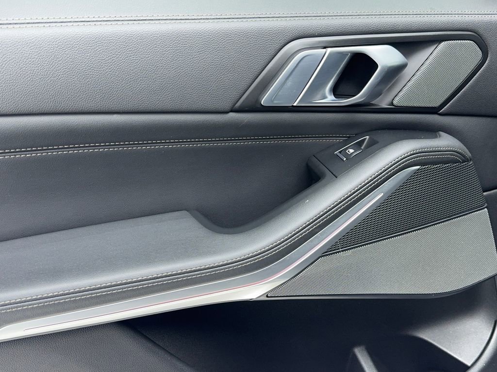 Used 2023 BMW X5 xDrive40i w/ M Sport Package image 43