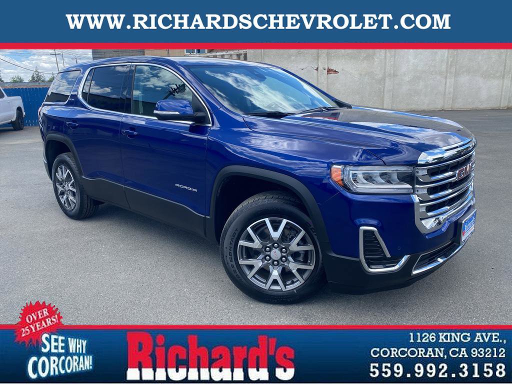 Used 2023 GMC Acadia SLE image 1