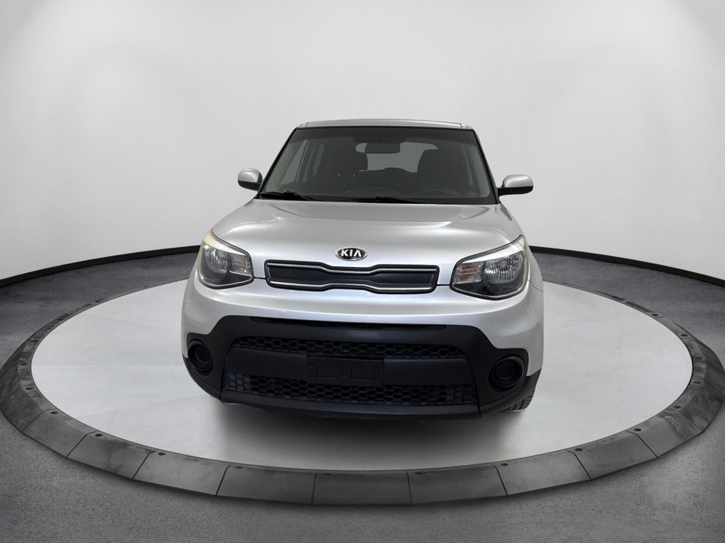 Used 2017 Kia Soul FWD image 2