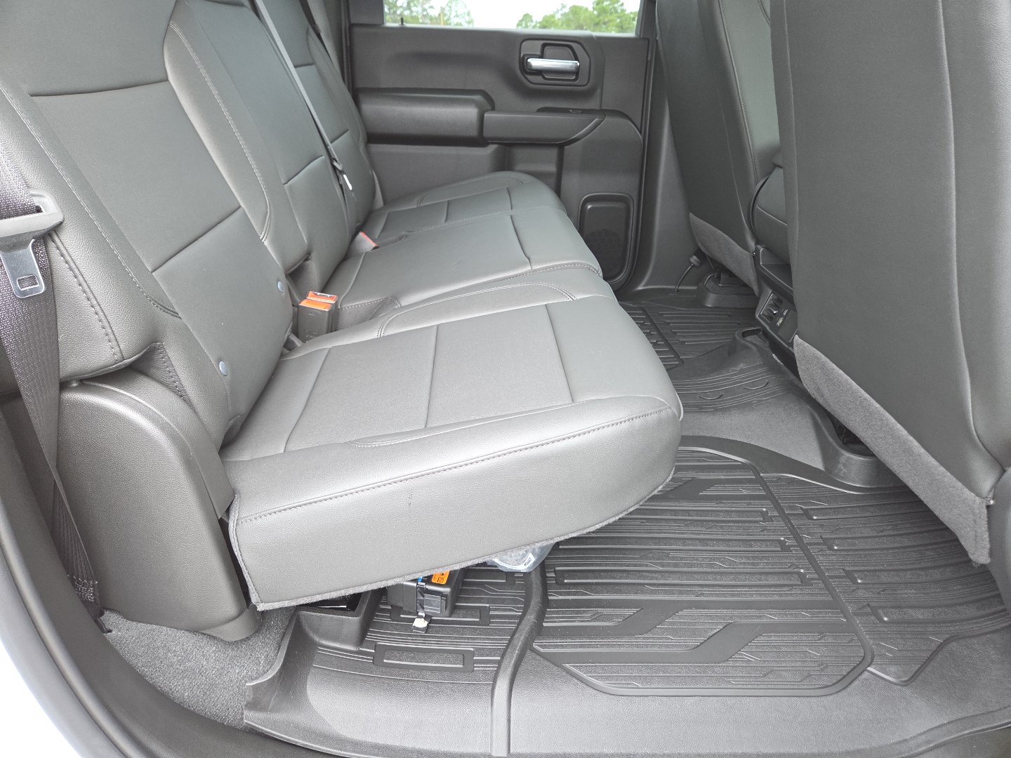 New 2026 GMC Sierra 2500 Pro w/ 1SA Pro Safety Plus Package AWD/4WD image 23