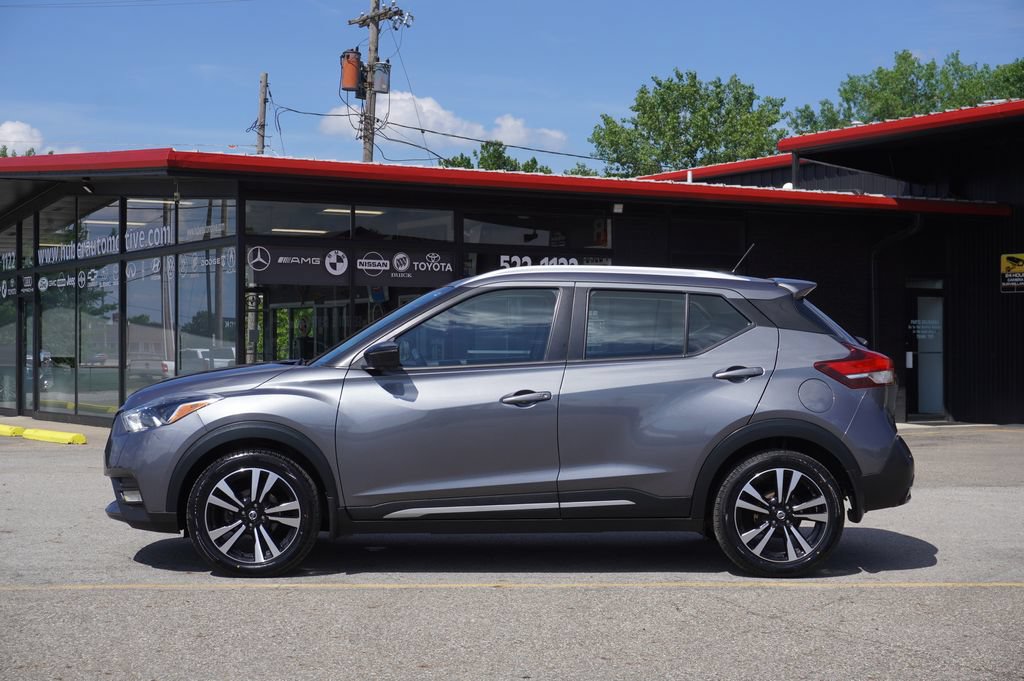 Used 2020 Nissan Kicks SR FWD image 4