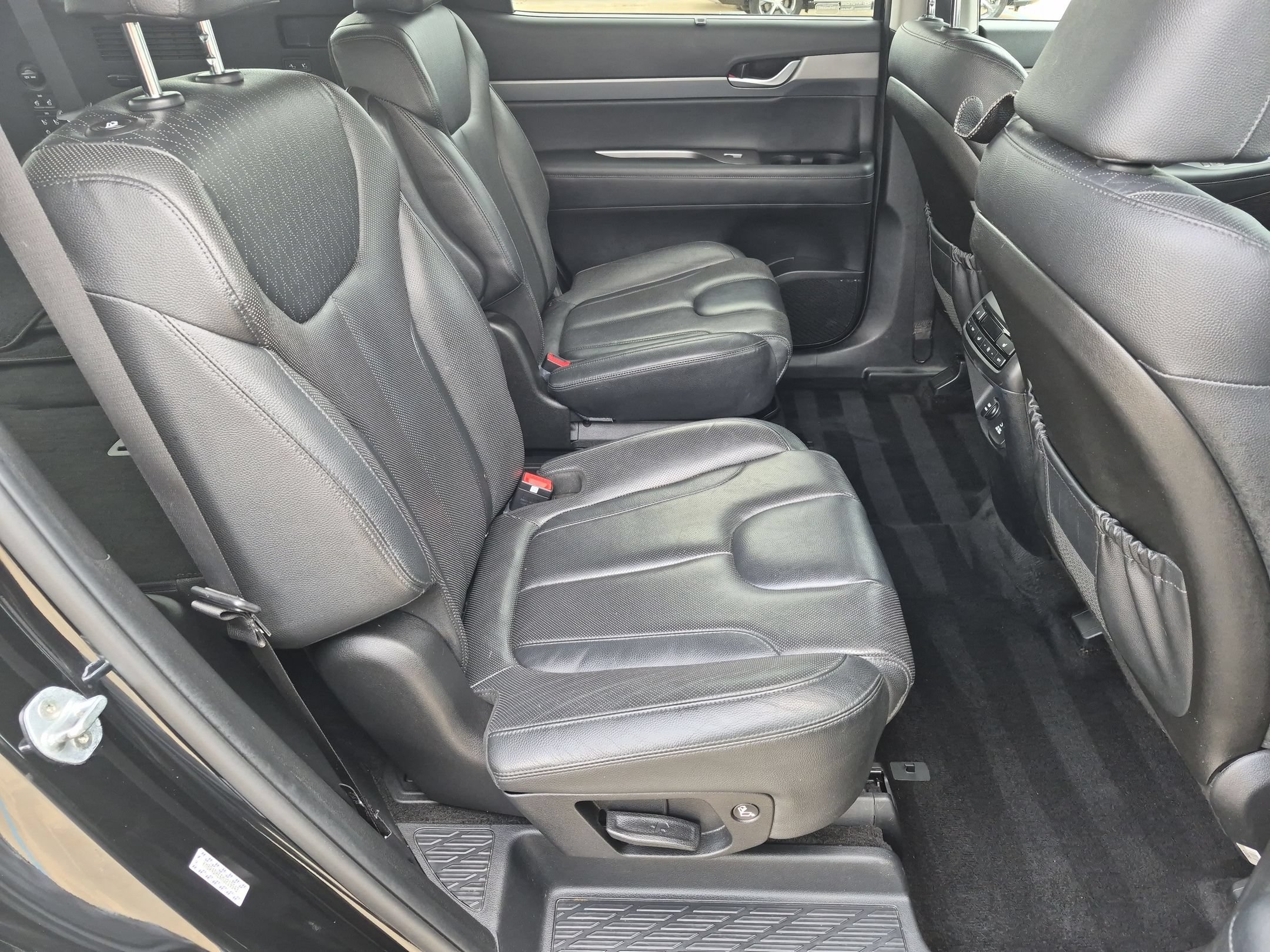 Used 2021 Hyundai Palisade SEL w/ Premium Package AWD/4WD image 32