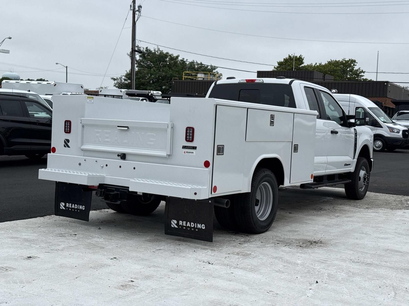 New 2026 Ford F350 XL w/ XL Chrome Package AWD/4WD image 3
