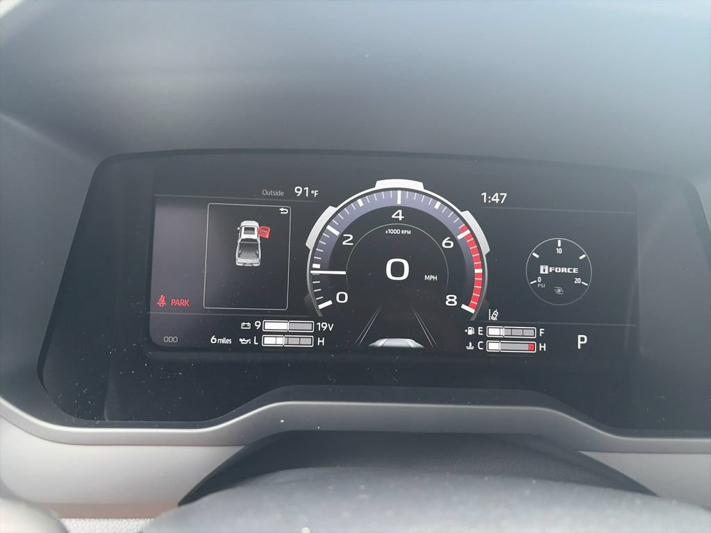 New 2026 Toyota Tundra Limited AWD/4WD image 28